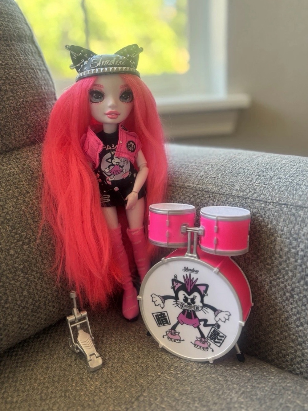 Rainbow High Rainbow Vision Mara Pinkett Fashion Doll Set w/ Drums, Outfit